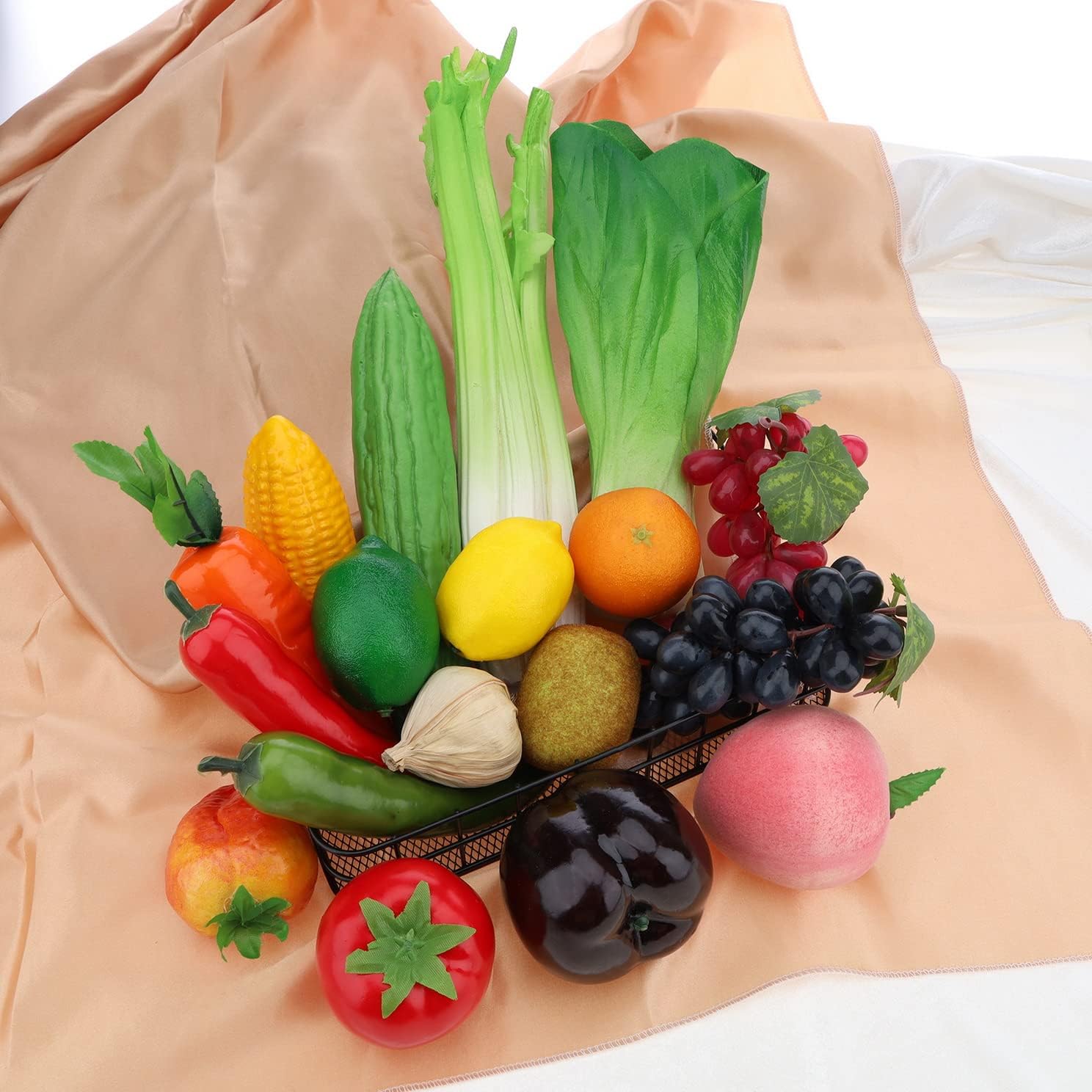 Woration 18pcs Artificial Fruit Vegetable Decoration Set
