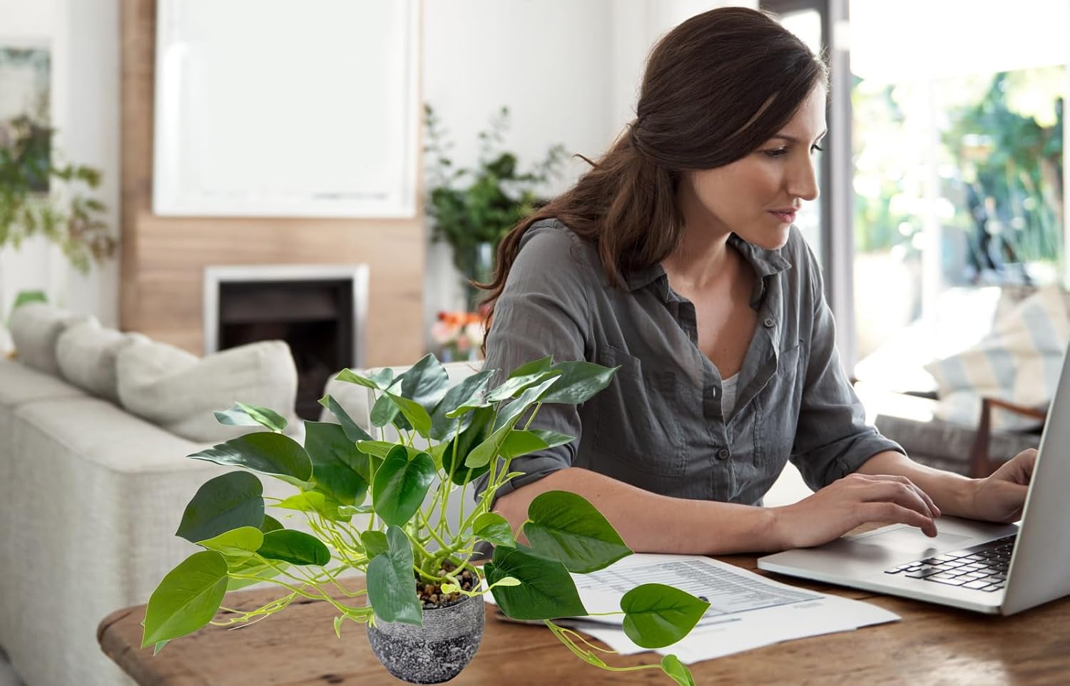 AlphaAcc Artificial Ivy Plant in Rustic Black Cement Pot