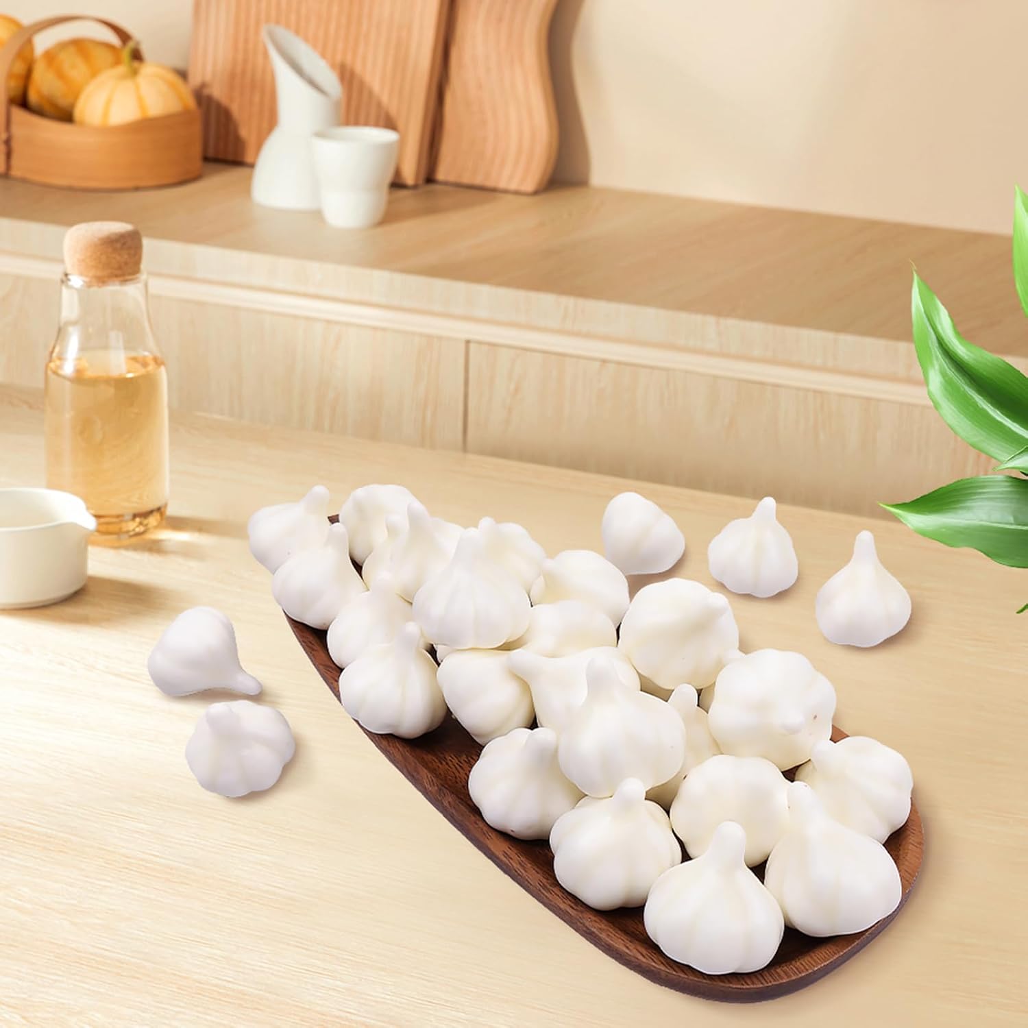 Folmywy 30 Pcs Artificial Garlic Decoration